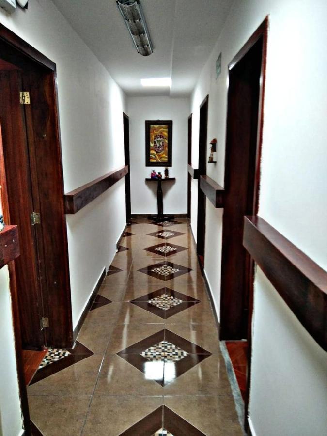 Hostal Mariscal Sucre تابابيلا المظهر الخارجي الصورة