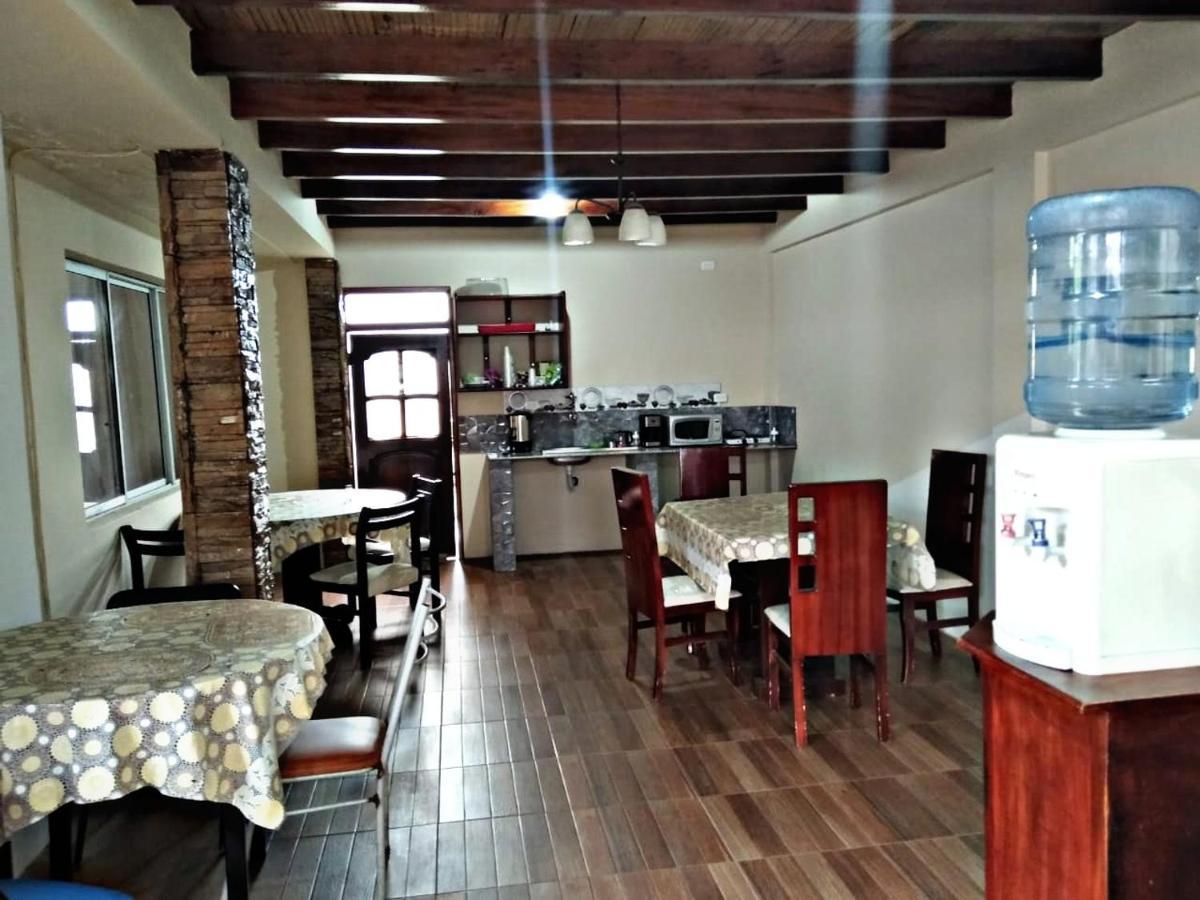 Hostal Mariscal Sucre تابابيلا المظهر الخارجي الصورة