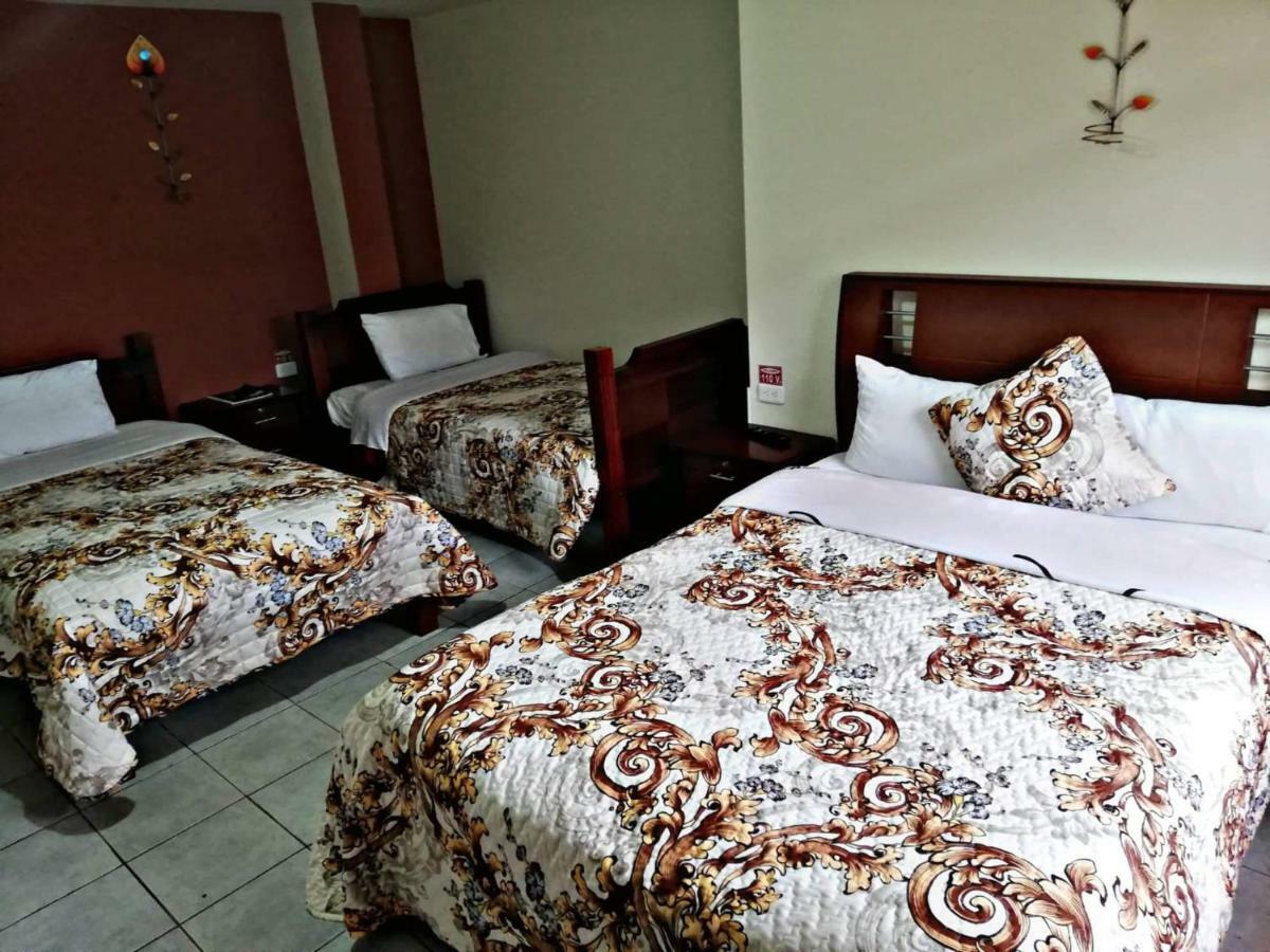 Hostal Mariscal Sucre تابابيلا المظهر الخارجي الصورة